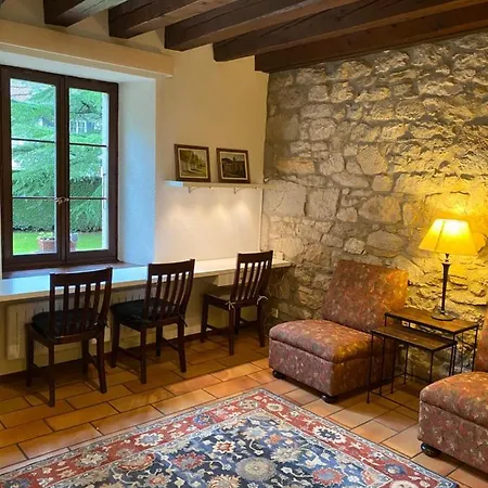 La Ferme Du Chateaux Gingins